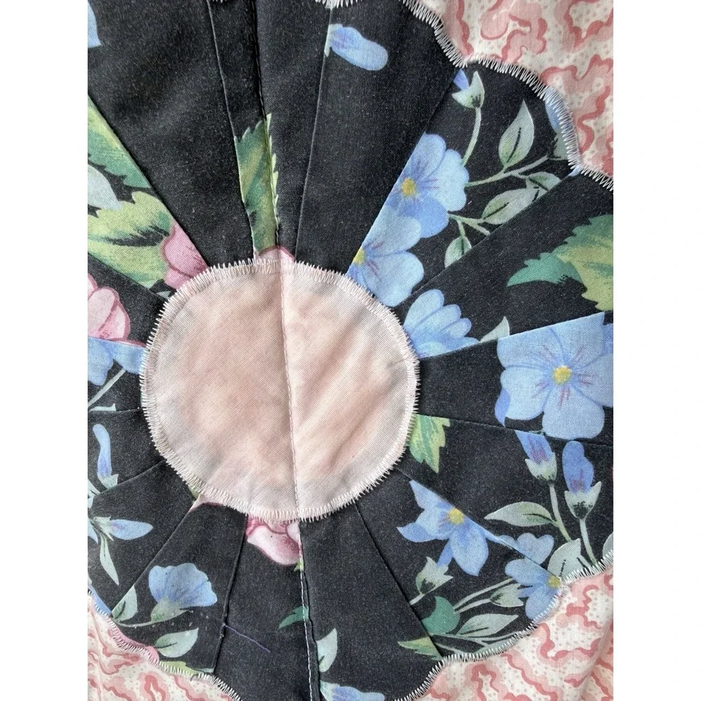 Vintage Fabric Dresden Plate Quilt Blanket 86